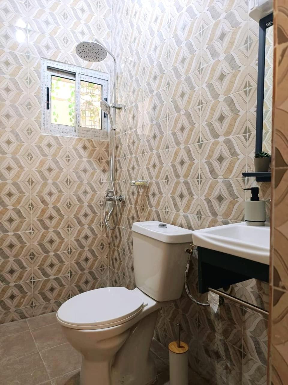 Apartamento La Maison Bleue - 2 Pieces Haut Standing Abiyán Exterior foto